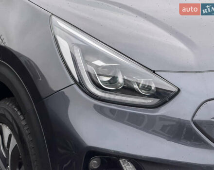 Киа Niro, объемом двигателя 0 л и пробегом 162 тыс. км за 16700 $, фото 2 на Automoto.ua