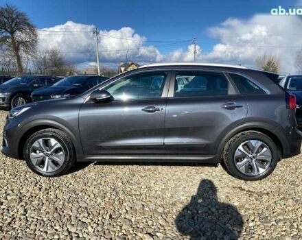Киа Niro, объемом двигателя 0 л и пробегом 103 тыс. км за 17700 $, фото 24 на Automoto.ua