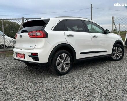 Киа Niro, объемом двигателя 0 л и пробегом 142 тыс. км за 16900 $, фото 18 на Automoto.ua