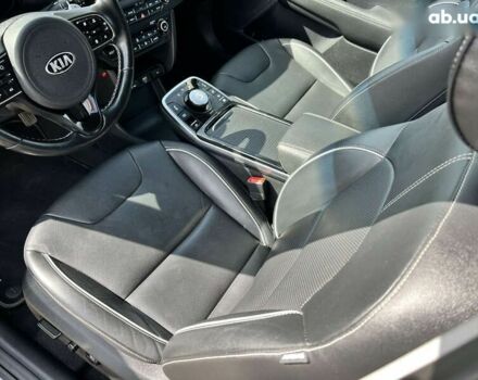 Киа Niro 2019 в Луцке на Automoto.ua Киа Niro, объемом двигателя 0 л и пробегом 112 тыс. км за 17715 $, фото 27 на Automoto.ua