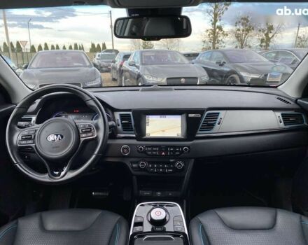 Киа Niro, объемом двигателя 0 л и пробегом 79 тыс. км за 18200 $, фото 2 на Automoto.ua