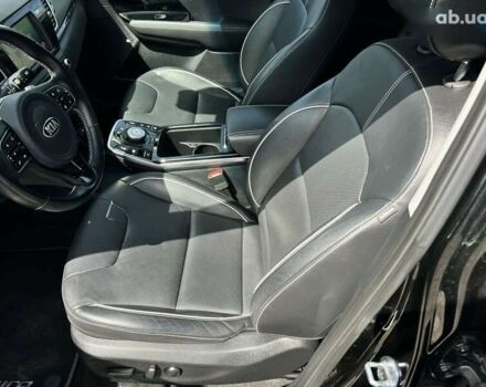 Кіа Niro, об'ємом двигуна 0 л та пробігом 112 тис. км за 17715 $, фото 28 на Automoto.ua