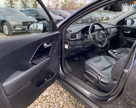 Киа Niro, объемом двигателя 0 л и пробегом 79 тыс. км за 18200 $, фото 26 на Automoto.ua