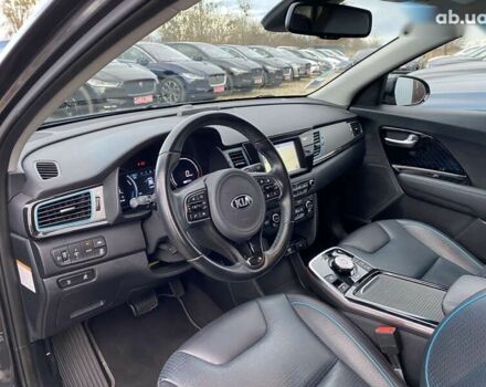Киа Niro 2019 в Львове на Automoto.ua Киа Niro, объемом двигателя 0 л и пробегом 79 тыс. км за 18200 $, фото 28 на Automoto.ua