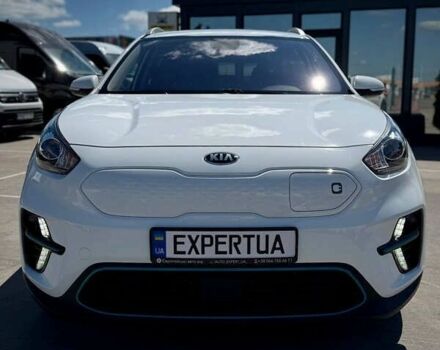Киа Niro, объемом двигателя 0 л и пробегом 114 тыс. км за 17750 $, фото 7 на Automoto.ua
