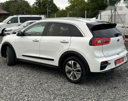 Киа Niro, объемом двигателя 0 л и пробегом 142 тыс. км за 16900 $, фото 1 на Automoto.ua