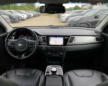 Киа Niro, объемом двигателя 0 л и пробегом 127 тыс. км за 18200 $, фото 23 на Automoto.ua