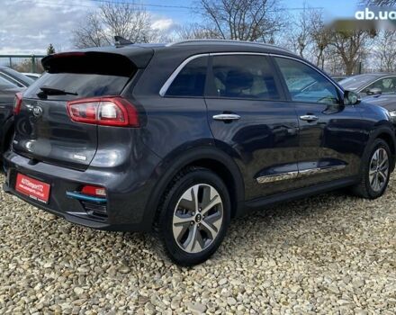 Киа Niro, объемом двигателя 0 л и пробегом 79 тыс. км за 18200 $, фото 17 на Automoto.ua