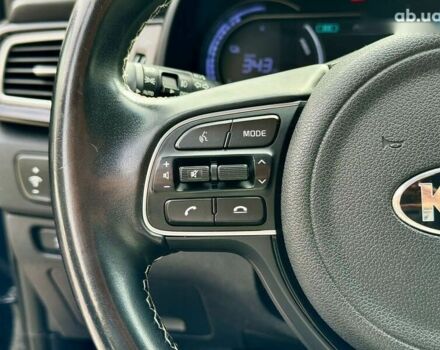 Киа Niro, объемом двигателя 0 л и пробегом 146 тыс. км за 14500 $, фото 22 на Automoto.ua