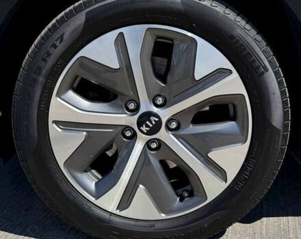 Киа Niro, объемом двигателя 0 л и пробегом 114 тыс. км за 17750 $, фото 15 на Automoto.ua