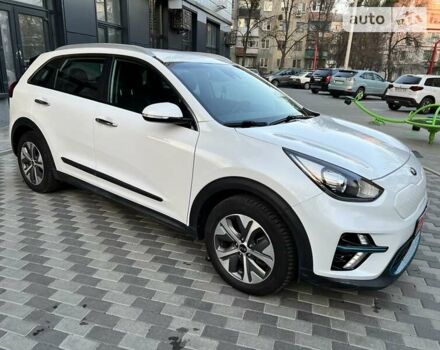 Кіа Niro, об'ємом двигуна 0 л та пробігом 152 тис. км за 19500 $, фото 18 на Automoto.ua