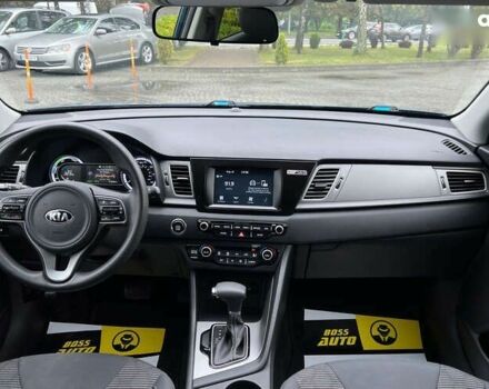 Киа Niro 2019 в Львове на Automoto.ua Киа Niro, объемом двигателя 0 л и пробегом 91 тыс. км за 17999 $, фото 10 на Automoto.ua