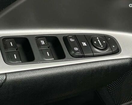 Киа Niro 2019 в Львове на Automoto.ua Киа Niro, объемом двигателя 0 л и пробегом 91 тыс. км за 17999 $, фото 21 на Automoto.ua