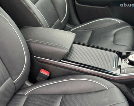 Киа Niro, объемом двигателя 0 л и пробегом 106 тыс. км за 17850 $, фото 12 на Automoto.ua