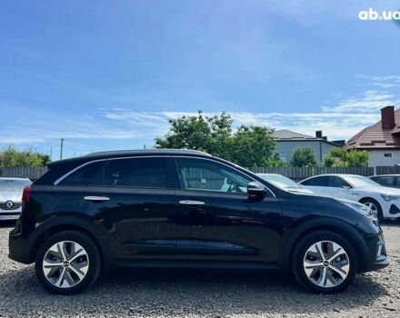 Киа Niro, объемом двигателя 0 л и пробегом 112 тыс. км за 17715 $, фото 8 на Automoto.ua