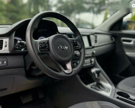 Киа Niro 2019 в Львове на Automoto.ua Киа Niro, объемом двигателя 0 л и пробегом 91 тыс. км за 17999 $, фото 18 на Automoto.ua