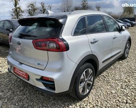 Киа Niro, объемом двигателя 0 л и пробегом 128 тыс. км за 17900 $, фото 12 на Automoto.ua