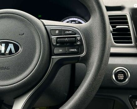 Киа Niro 2019 в Львове на Automoto.ua Киа Niro, объемом двигателя 0 л и пробегом 91 тыс. км за 17999 $, фото 15 на Automoto.ua