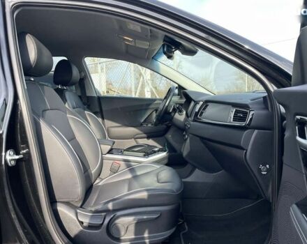 Киа Niro, объемом двигателя 0 л и пробегом 136 тыс. км за 17400 $, фото 24 на Automoto.ua