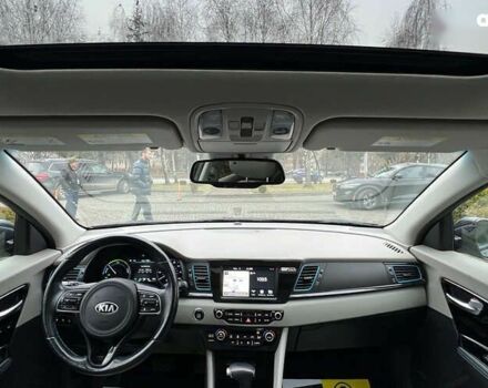 Кіа Niro, об'ємом двигуна 0 л та пробігом 92 тис. км за 18999 $, фото 14 на Automoto.ua