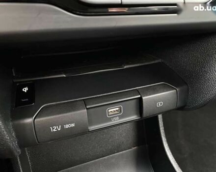Кіа Niro, об'ємом двигуна 0 л та пробігом 89 тис. км за 19400 $, фото 5 на Automoto.ua