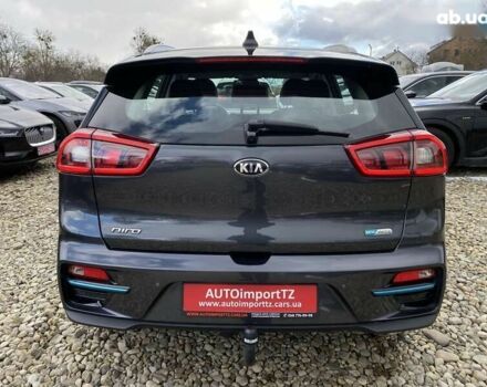 Киа Niro, объемом двигателя 0 л и пробегом 103 тыс. км за 17700 $, фото 10 на Automoto.ua