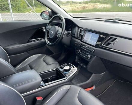 Киа Niro, объемом двигателя 0 л и пробегом 122 тыс. км за 18200 $, фото 22 на Automoto.ua
