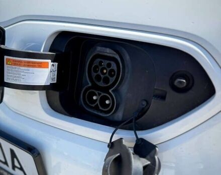 Киа Niro, объемом двигателя 0 л и пробегом 114 тыс. км за 17750 $, фото 11 на Automoto.ua