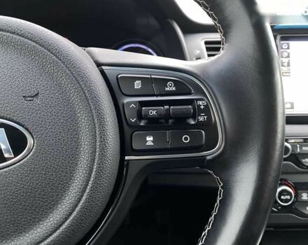 Киа Niro, объемом двигателя 0 л и пробегом 127 тыс. км за 18200 $, фото 3 на Automoto.ua