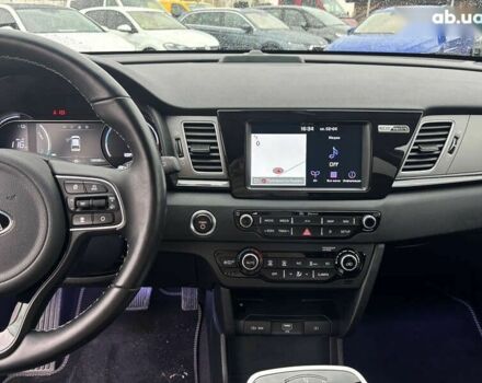 Киа Niro, объемом двигателя 0 л и пробегом 106 тыс. км за 17850 $, фото 21 на Automoto.ua