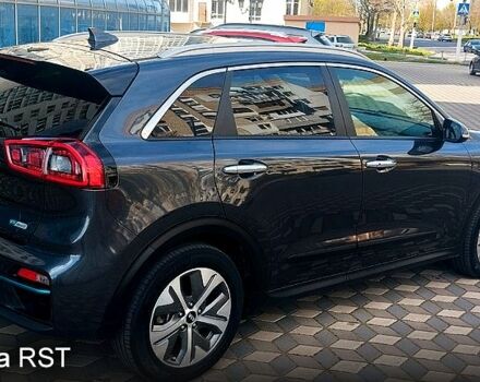 Кіа Niro 2019 у Одесі на Automoto.ua Кіа Niro, об'ємом двигуна 0.15 л та пробігом 140 тис. км за 18000 $, фото 1 на Automoto.ua