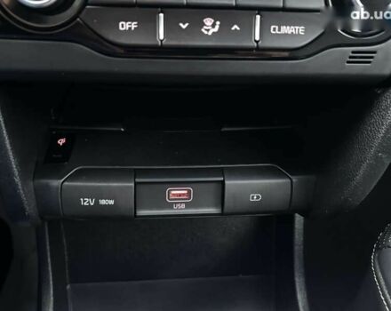 Киа Niro, объемом двигателя 0 л и пробегом 142 тыс. км за 16900 $, фото 13 на Automoto.ua