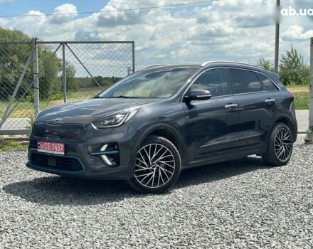 Киа Niro, объемом двигателя 0 л и пробегом 122 тыс. км за 18200 $, фото 1 на Automoto.ua