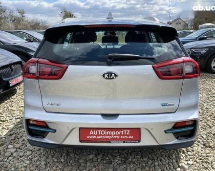 Киа Niro, объемом двигателя 0 л и пробегом 128 тыс. км за 17900 $, фото 11 на Automoto.ua