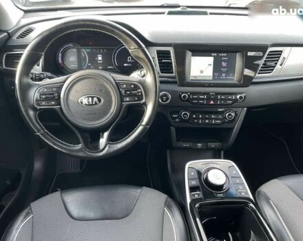 Киа Niro, объемом двигателя 0 л и пробегом 108 тыс. км за 16900 $, фото 16 на Automoto.ua