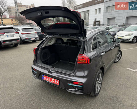 Киа Niro, объемом двигателя 0 л и пробегом 162 тыс. км за 16700 $, фото 3 на Automoto.ua