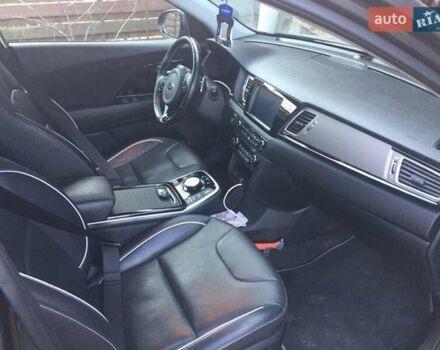 Кіа Niro, об'ємом двигуна 0 л та пробігом 170 тис. км за 18000 $, фото 2 на Automoto.ua