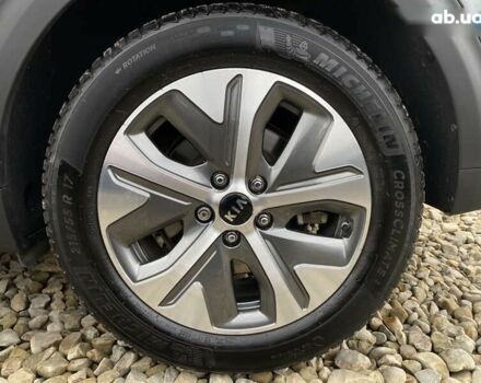 Киа Niro, объемом двигателя 0 л и пробегом 79 тыс. км за 18200 $, фото 25 на Automoto.ua