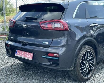 Киа Niro, объемом двигателя 0 л и пробегом 122 тыс. км за 18200 $, фото 7 на Automoto.ua