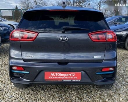 Киа Niro, объемом двигателя 0 л и пробегом 79 тыс. км за 18200 $, фото 15 на Automoto.ua