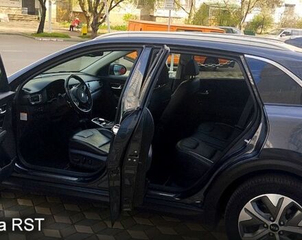 Кіа Niro 2019 у Одесі на Automoto.ua Кіа Niro, об'ємом двигуна 0.15 л та пробігом 140 тис. км за 18000 $, фото 5 на Automoto.ua