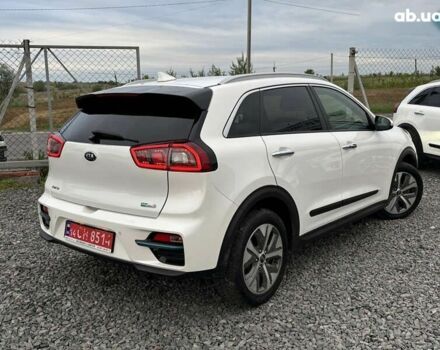 Киа Niro, объемом двигателя 0 л и пробегом 142 тыс. км за 16900 $, фото 20 на Automoto.ua