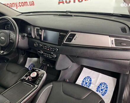 Киа Niro, объемом двигателя 0 л и пробегом 87 тыс. км за 18950 $, фото 5 на Automoto.ua