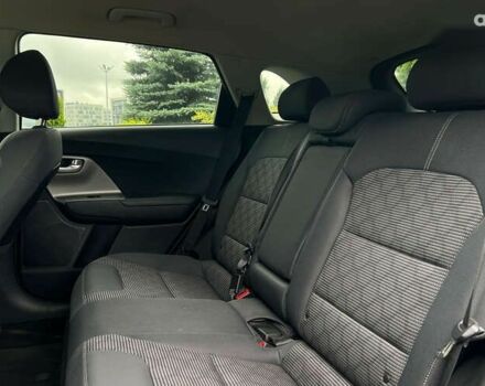 Киа Niro 2019 в Львове на Automoto.ua Киа Niro, объемом двигателя 0 л и пробегом 91 тыс. км за 17999 $, фото 9 на Automoto.ua