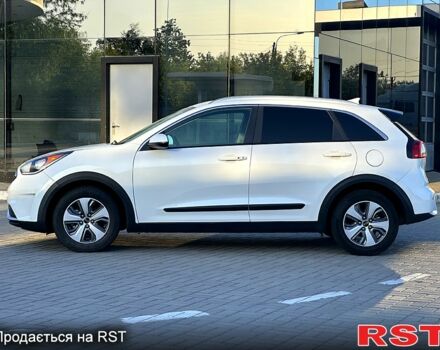 Киа Niro 2019 в Запорожье на Automoto.ua Киа Niro, объемом двигателя 1.6 л и пробегом 102 тыс. км за 15500 $, фото 1 на Automoto.ua