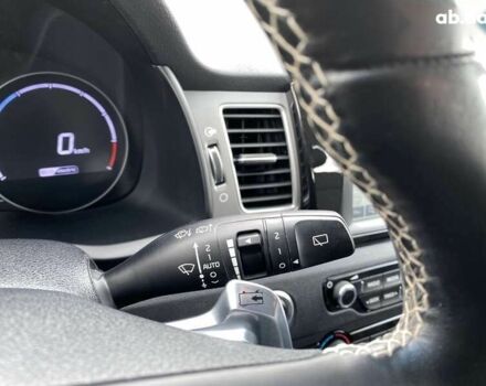 Киа Niro, объемом двигателя 0 л и пробегом 128 тыс. км за 17900 $, фото 25 на Automoto.ua
