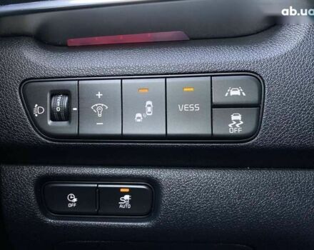 Кіа Niro, об'ємом двигуна 0 л та пробігом 83 тис. км за 23200 $, фото 5 на Automoto.ua