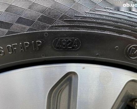 Киа Niro, объемом двигателя 0 л и пробегом 75 тыс. км за 23900 $, фото 29 на Automoto.ua