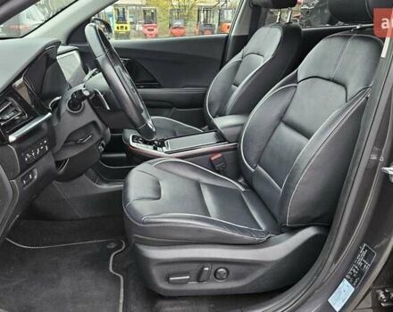 Кіа Niro, об'ємом двигуна 0 л та пробігом 133 тис. км за 19950 $, фото 9 на Automoto.ua