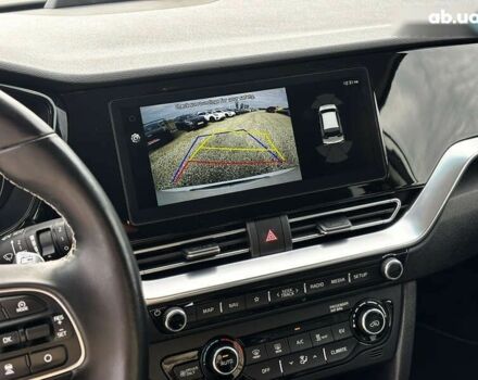 Киа Niro, объемом двигателя 0 л и пробегом 141 тыс. км за 19300 $, фото 2 на Automoto.ua